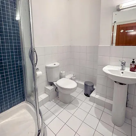 Charming In A Super 2 Location Apartament *